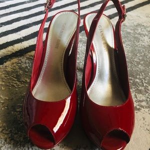 Women’s Red Gianni Bini Heels